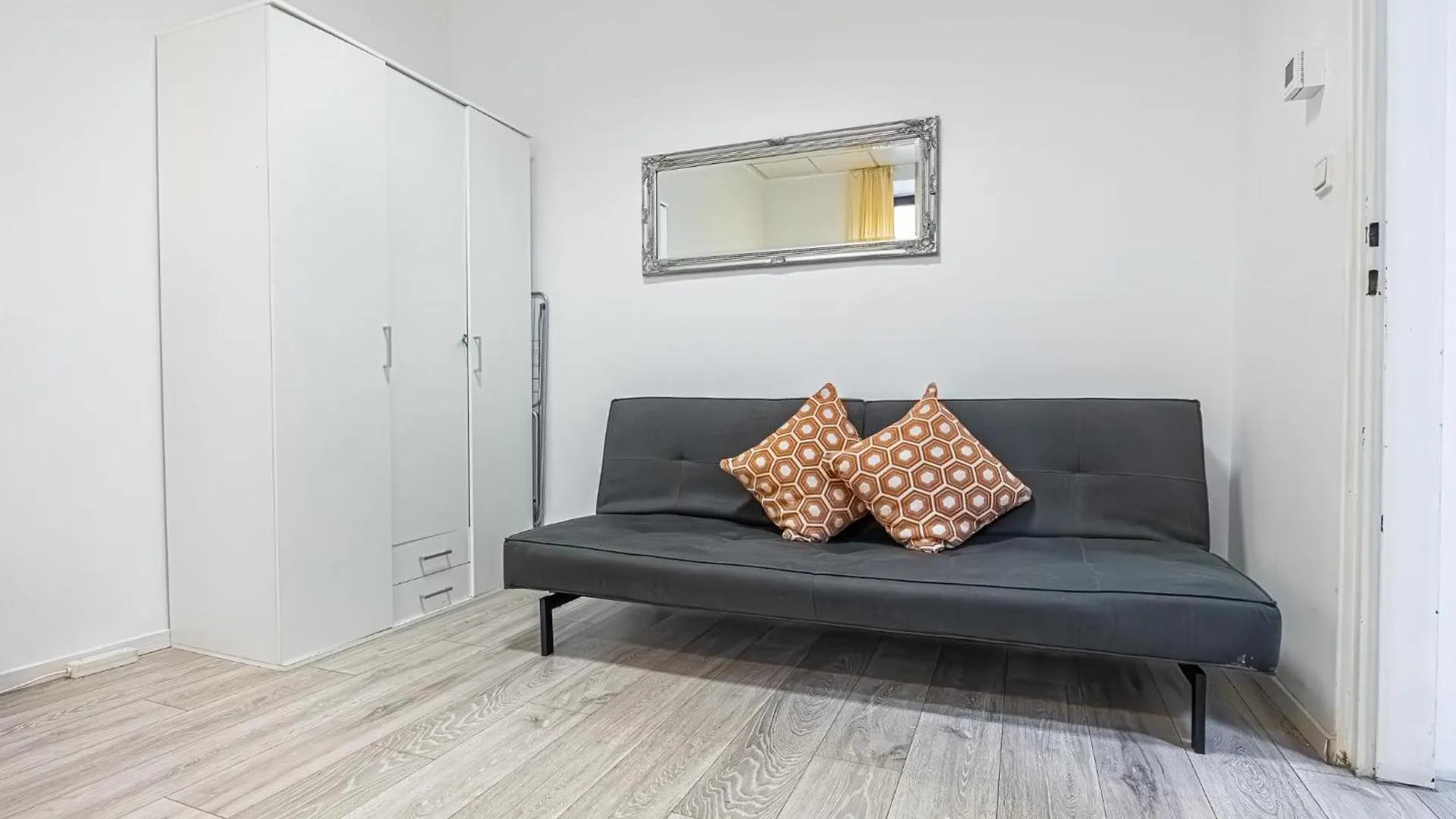アパート Bright 1Br Apt, Prime Vienna Location & Wifi