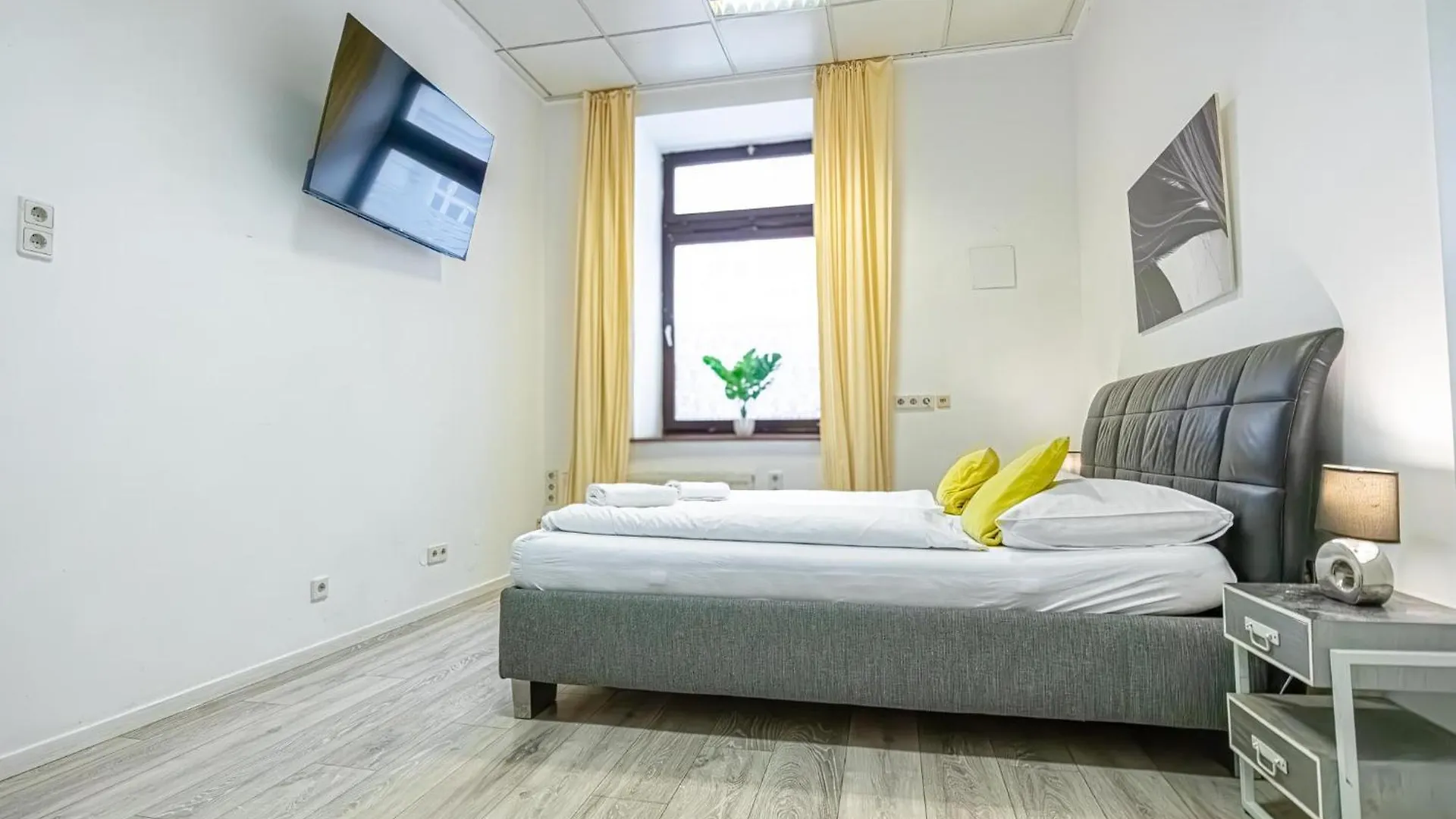 Apartman Bright 1Br Apt, Prime Vienna Location & Wifi
